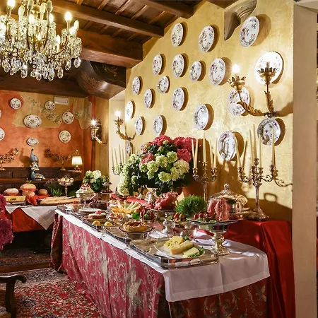 Gabbia D'oro Готель