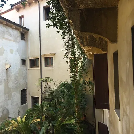 Gabbia D'oro Готель